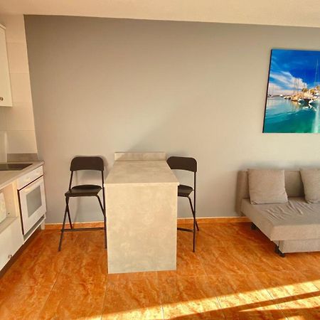 Sea View Apartment In Паталавака Экстерьер фото