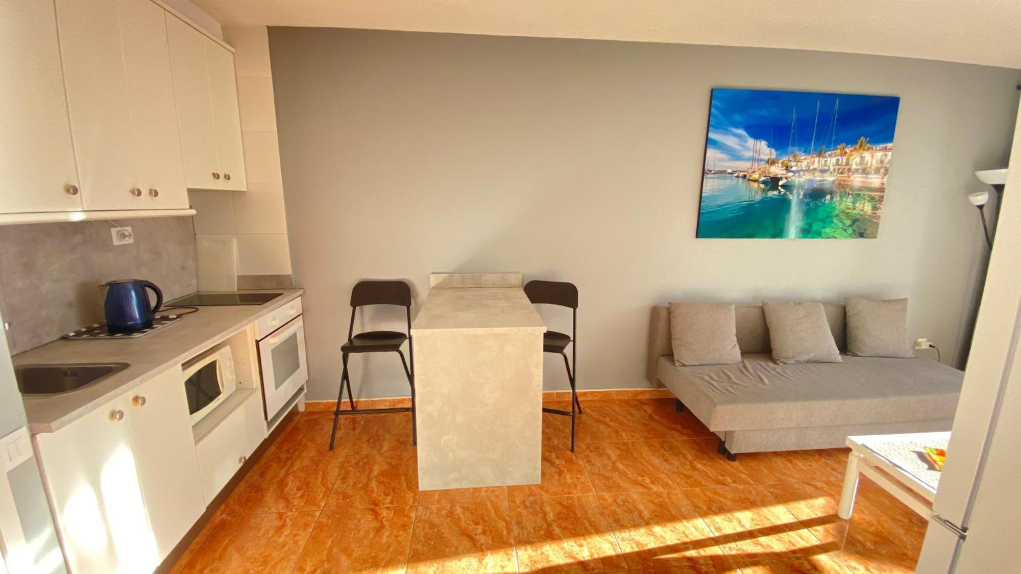 Sea View Apartment In Паталавака Экстерьер фото